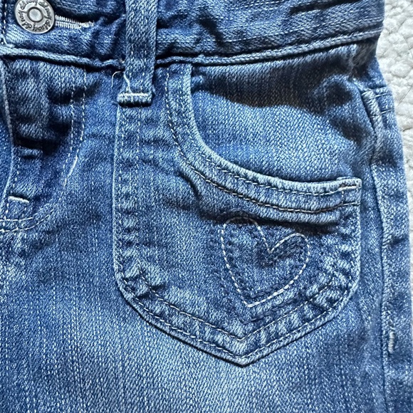 VTG Old Navy Girls Sz 6 Blue Denim Jeans Embroidered  Cross Stitch Straight Y2K - Picture 10 of 13